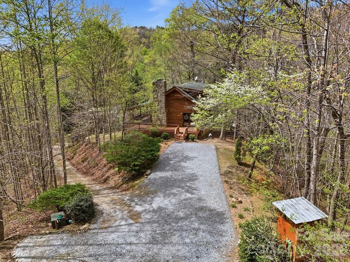 Property Photo: 3455 Valley Drive NC 28645