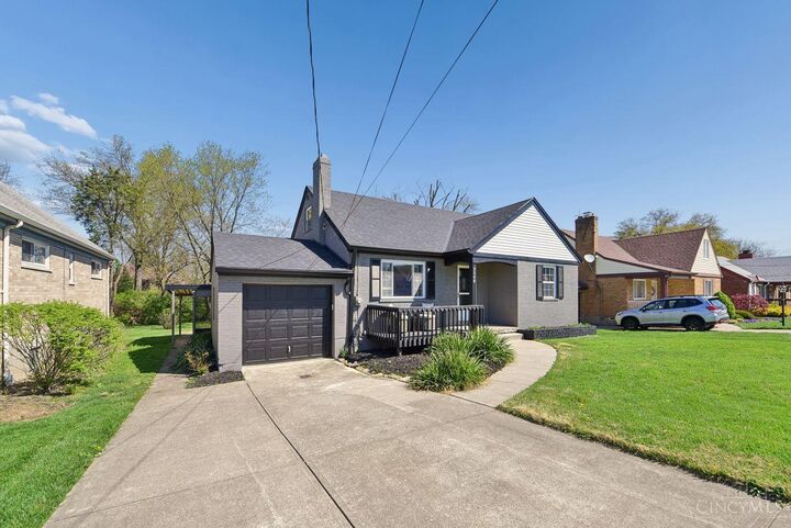 Property Photo:  3340 Dolomar Drive  OH 45239 