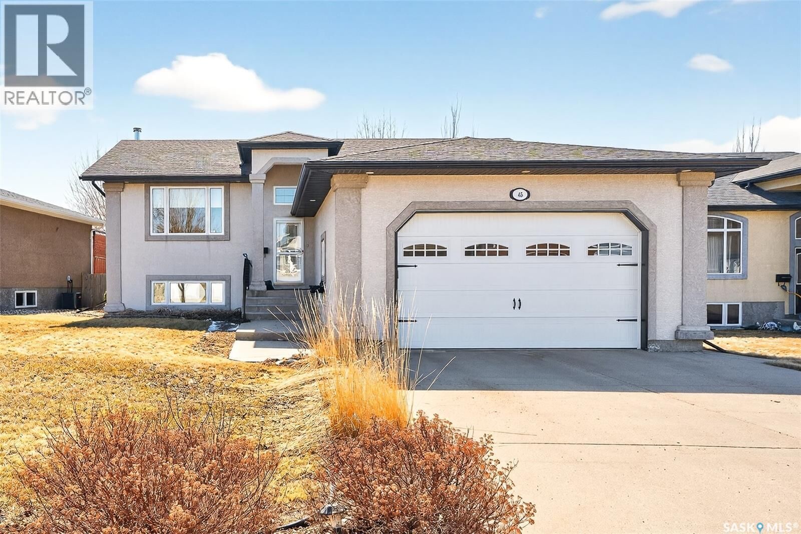 Property Photo:  45 Goldenglow Drive  SK S6J 1N7 