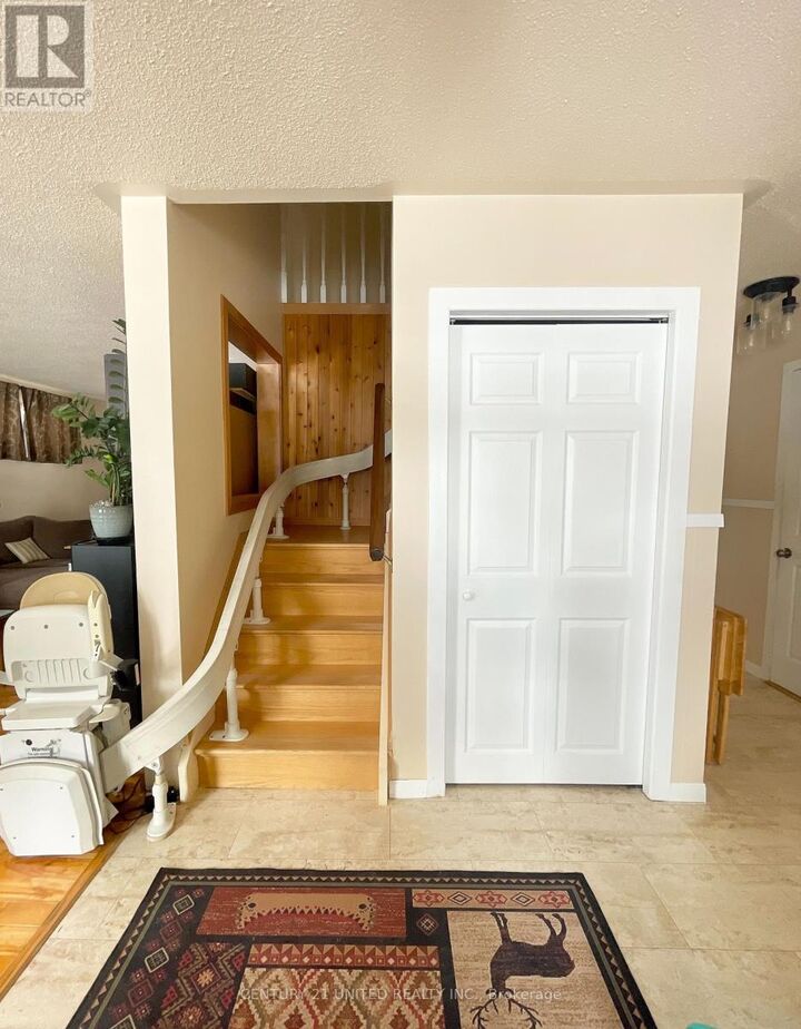 Property Photo:  9588 Ardagh Crescent  ON K0K 2H0 