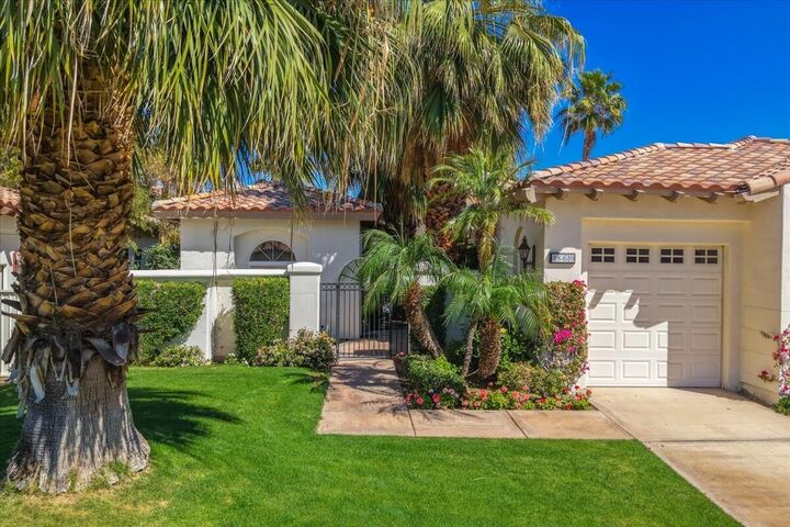 Property Photo:  48610 Vista Estrella  CA 92253 