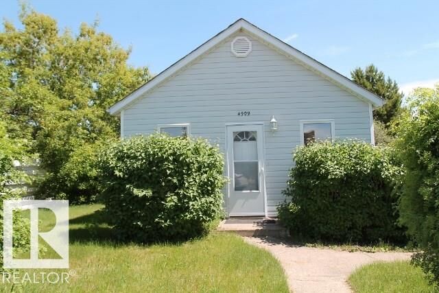 4909 51 Street — photo 1
