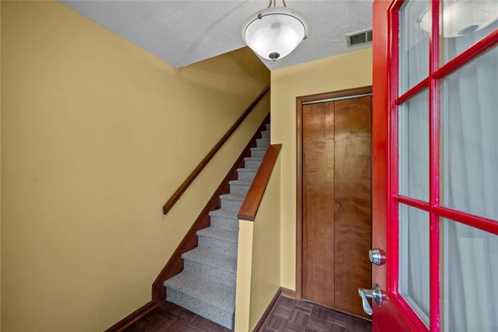 Property Photo: 568 Stratford Green GA 30002