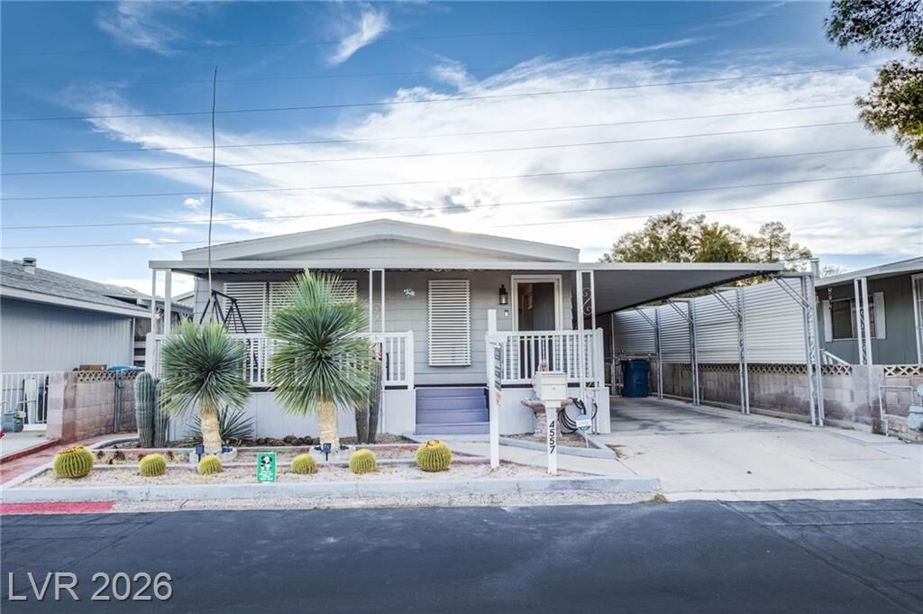 Property Photo:  4557 Royal Ridge Boulevard  NV 89103 