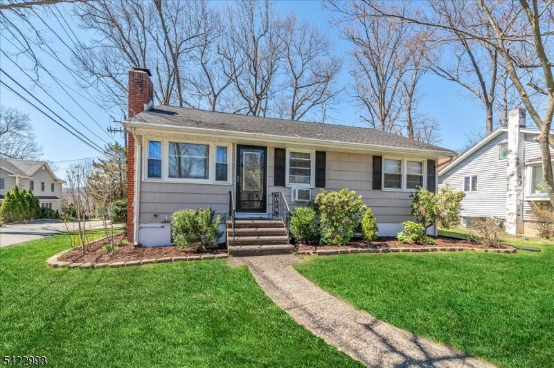 Property Photo:  48 Oliver Pl  NJ 07456 