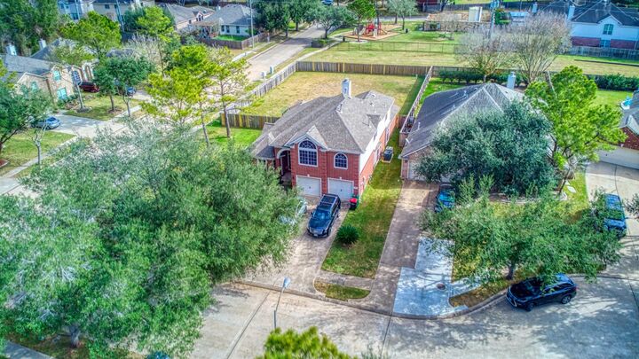 Property Photo:  514 Richter Lane  TX 77469 