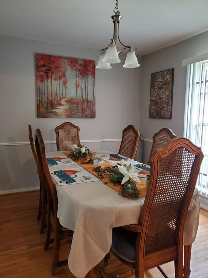 Property Photo:  5210 Honey Circle  TX 77004 