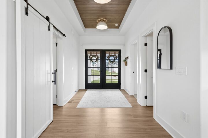 Property Photo: 40 NW Valleyview Drive IA 50263