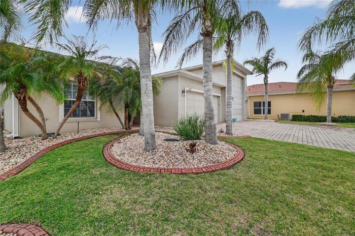 Property Photo: 4120 Limerick Drive FL 33859