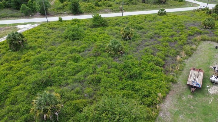 Property Photo: 2065 Chaplin Drive FL 33983