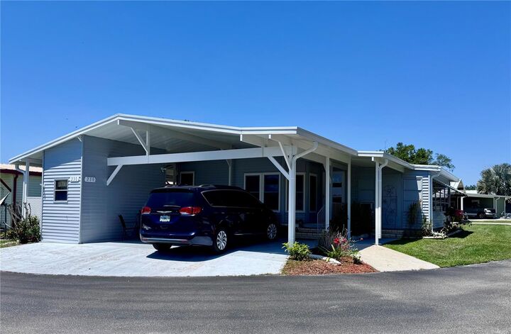 Property Photo:  2055 S Floral Avenue 230  FL 33830 