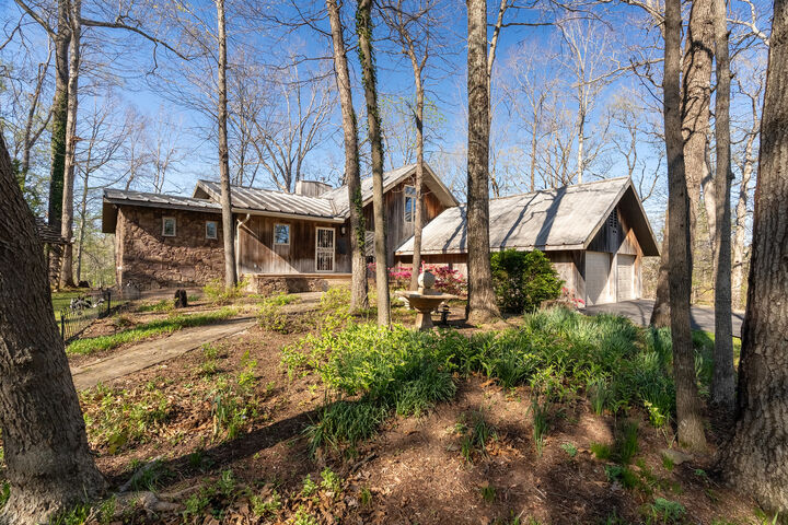 Property Photo:  5 Lake Shore Court  IL 62902 