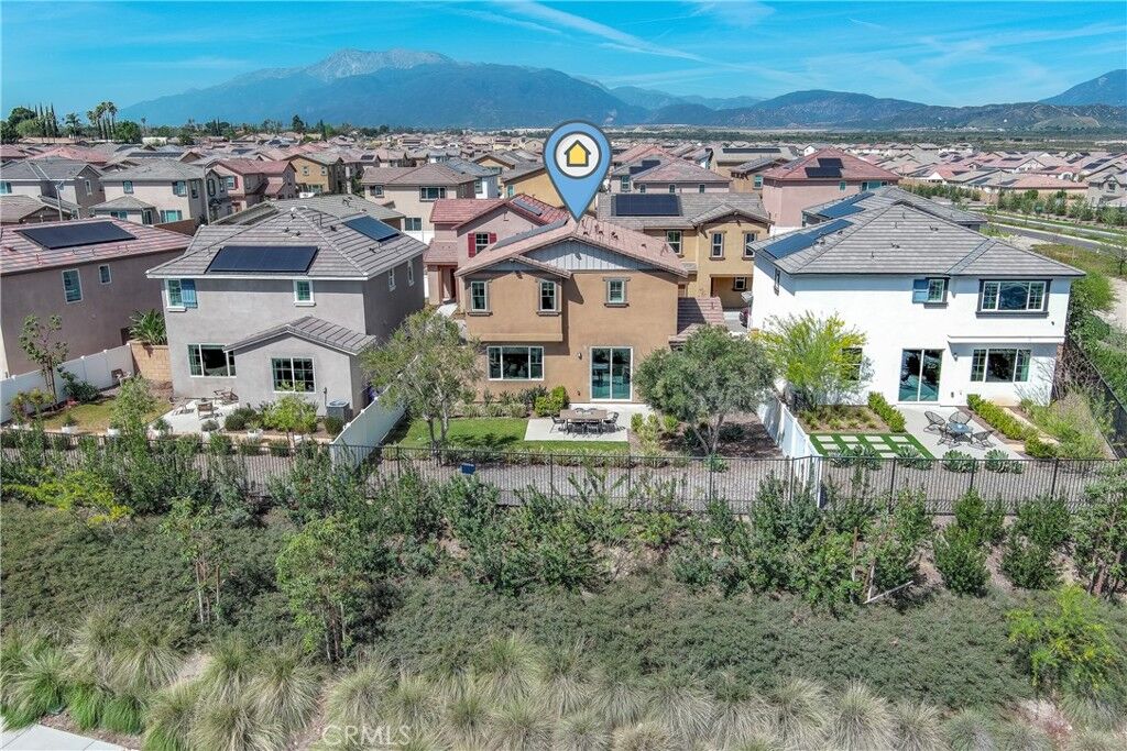 Property Photo:  2433 Gunner Ridge Way  CA 92377 