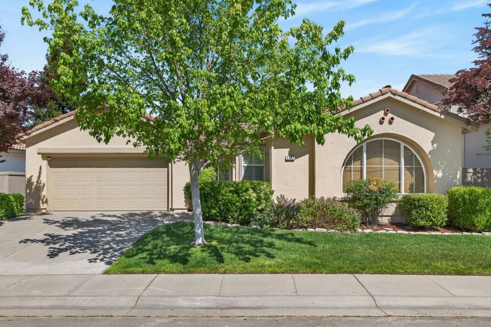 Property Photo:  1777 Harwood Way  CA 95835 