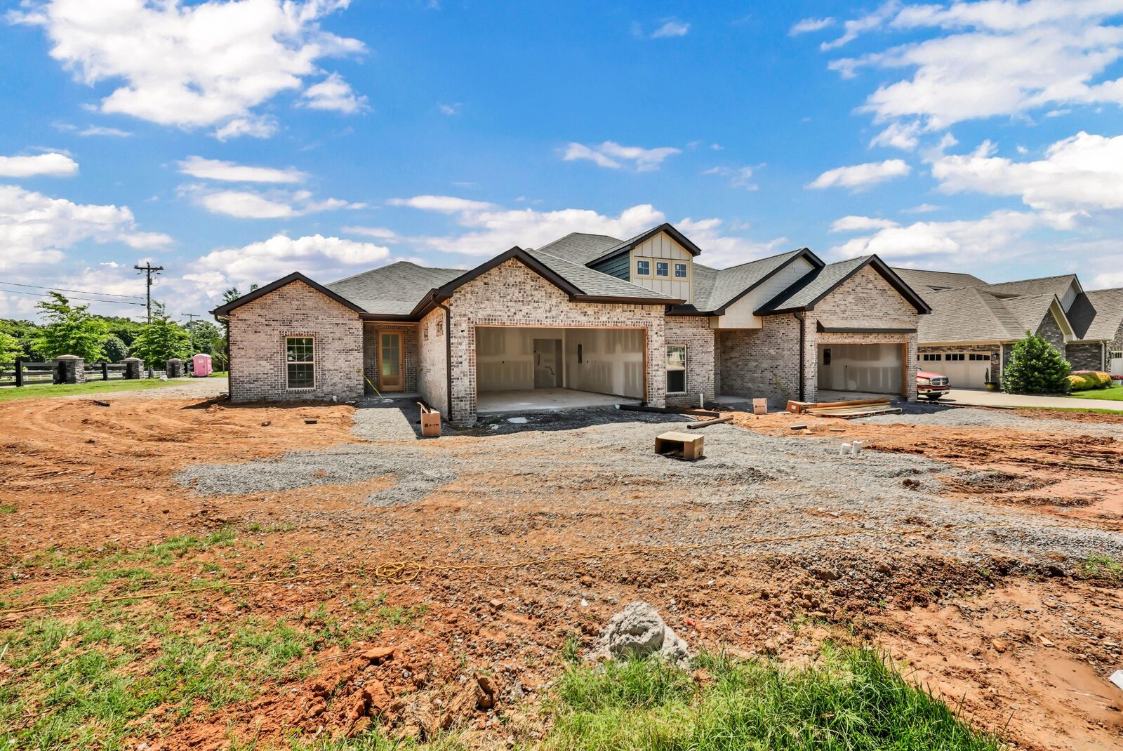 Property Photo: 1101 Veridian Dr TN 37043