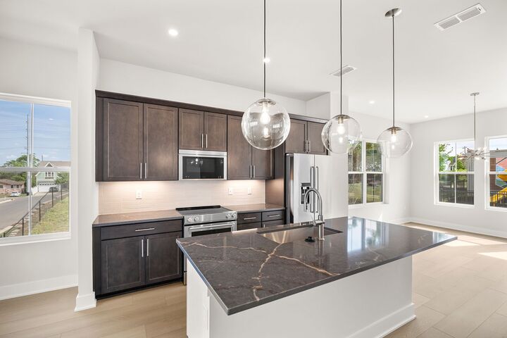 Property Photo:  722 41st Ave N  TN 37209 