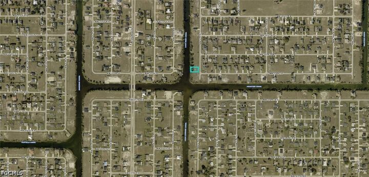 Property Photo:  2008 NW 6th Place  FL 33993 