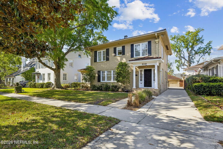 Property Photo: 1410 Edgewood Avenue S FL 32205