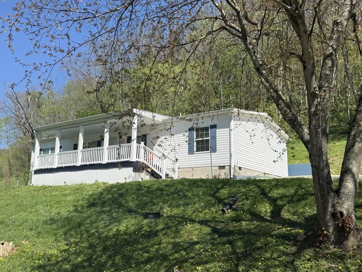 Property Photo:  59 E Prong Locust Road  KY 40045 