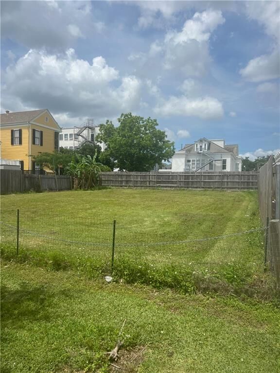 Property Photo:  4147 Cleveland Avenue  LA 70119 