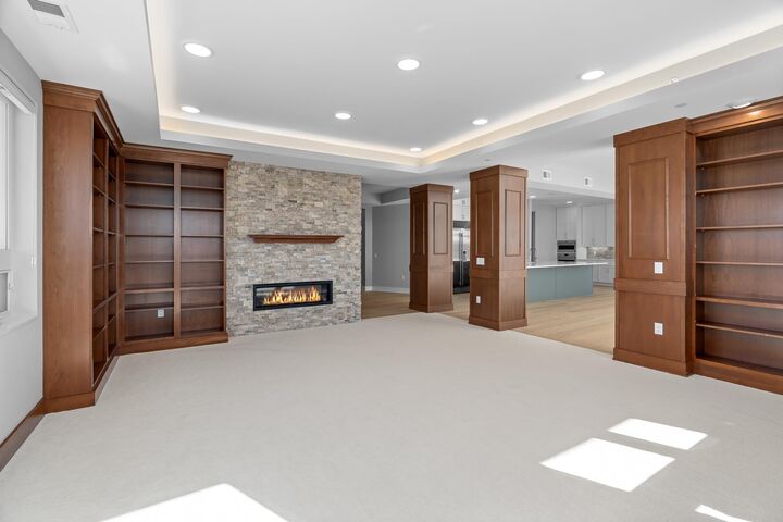 Property Photo:  1 Hill Farm Road 306  MN 55127 