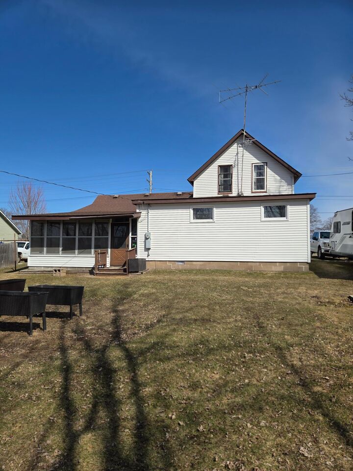 Property Photo:  545 2nd Street SE  MN 55063 