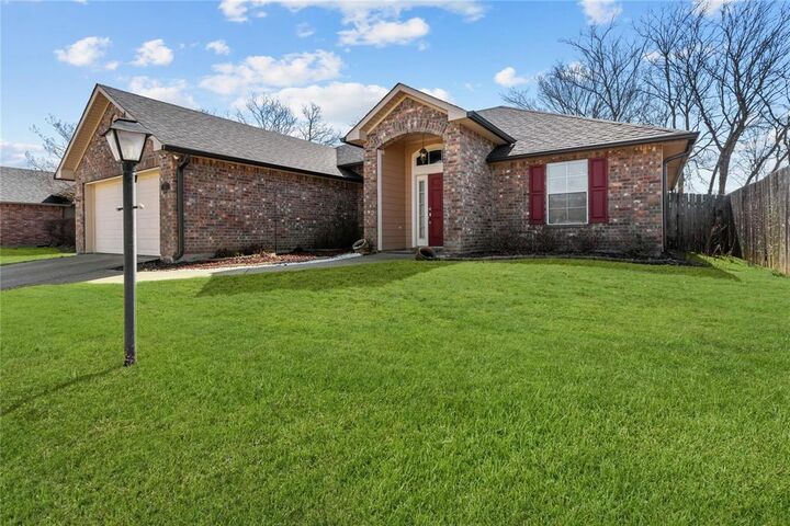 Property Photo:  103 Pantheon Lane  LA 71115 