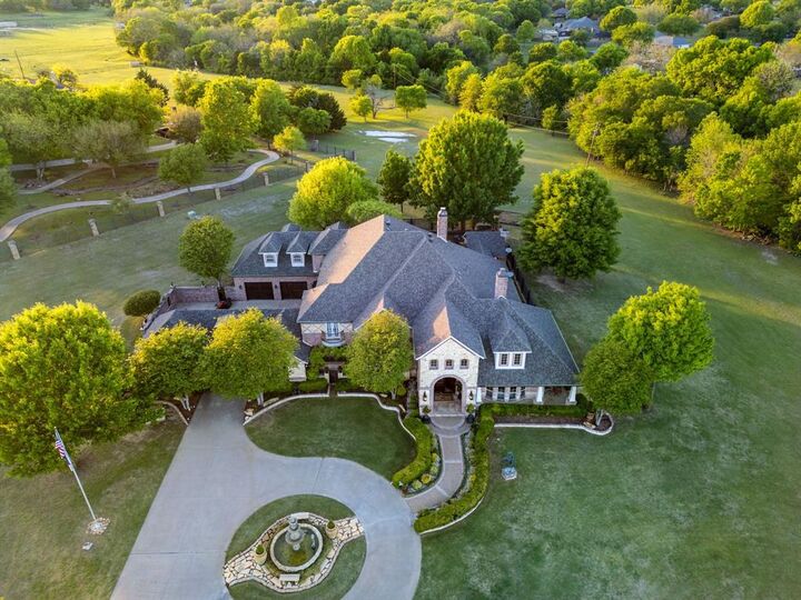Property Photo:  725 Locust Drive  TX 75154 