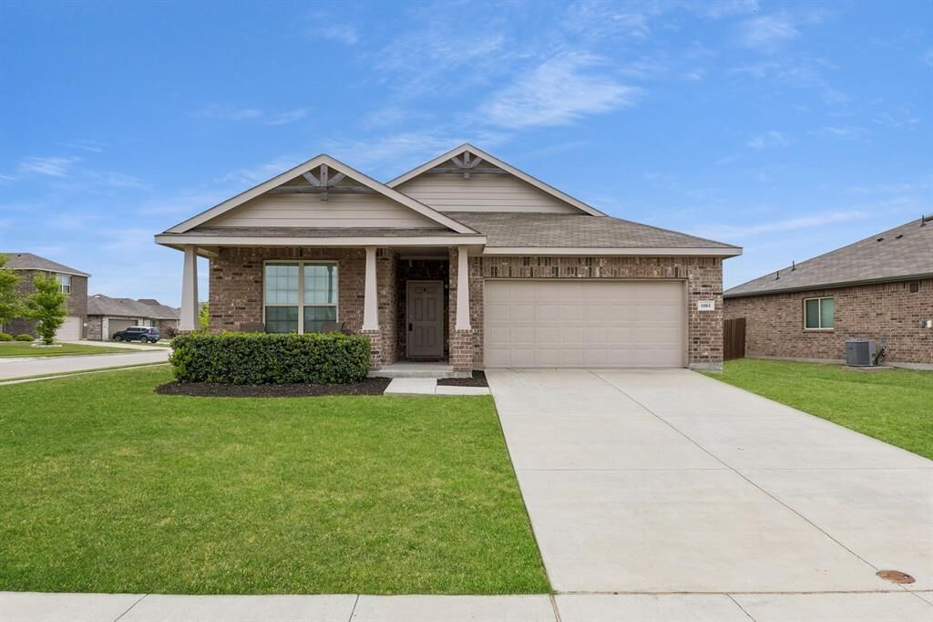 Property Photo: 1061 Stanridge Lane TX 75495