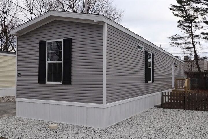 Property Photo:  1346 Newport Ave B22  MA 02703 