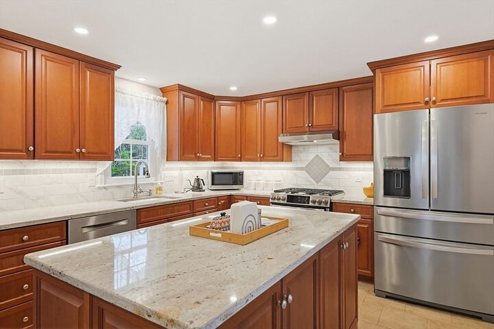 Property Photo:  77 Shallow Pond Ln  MA 02360 