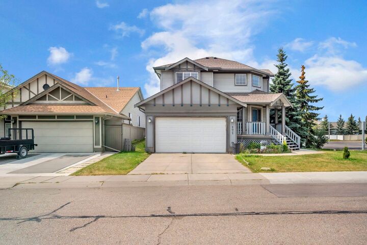 Property Photo: 171 Willowbrook Drive NW AB T4B 2W5