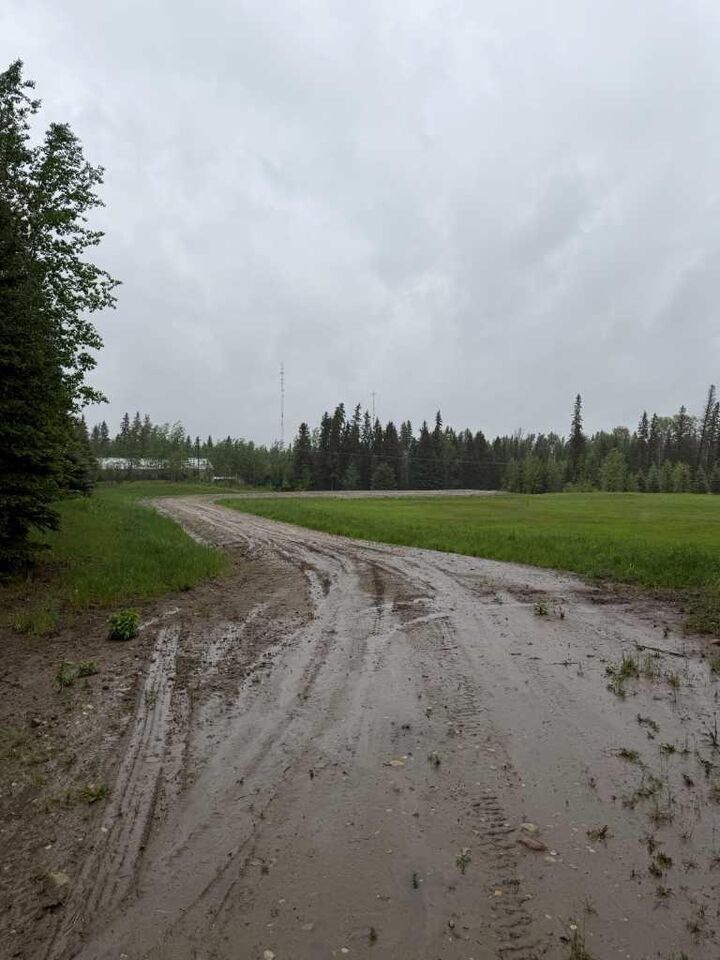 Property Photo: 522 Clearwater Estates Crescent AB T4T 2A2