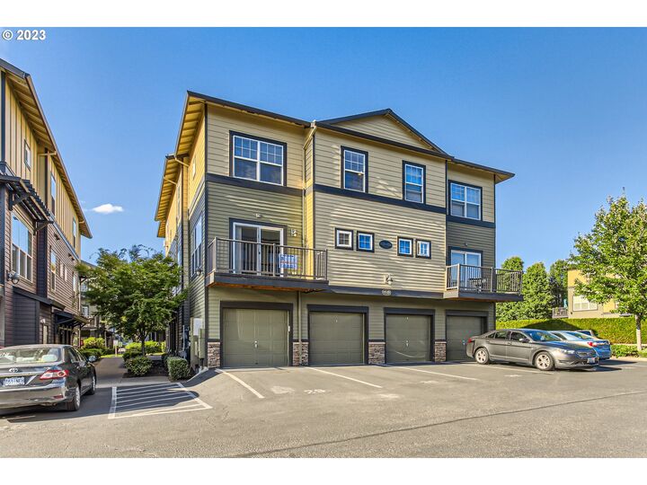Property Photo:  11223 SE Causey Cir  OR 97086 