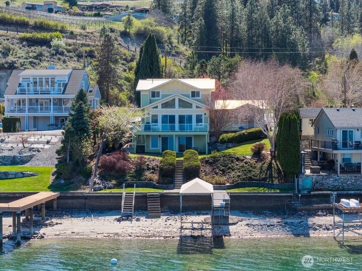 Property Photo:  1606 S Lakeshore Road  WA 98816 