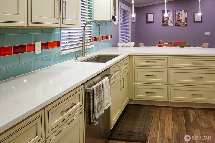 Property Photo:  15410 SE 272nd Street 116  WA 98042 