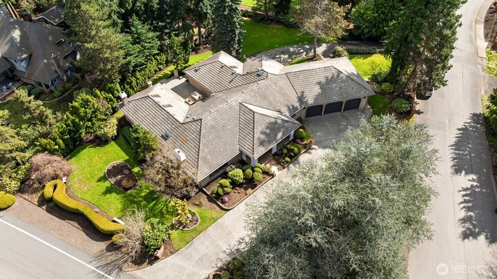 Property Photo: 13214 180th Avenue NE WA 98052