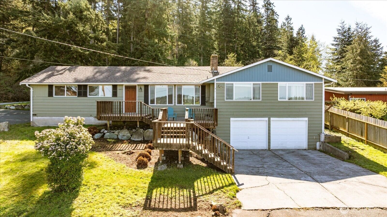 Property Photo: 5443 Pleasant View Lane WA 98249