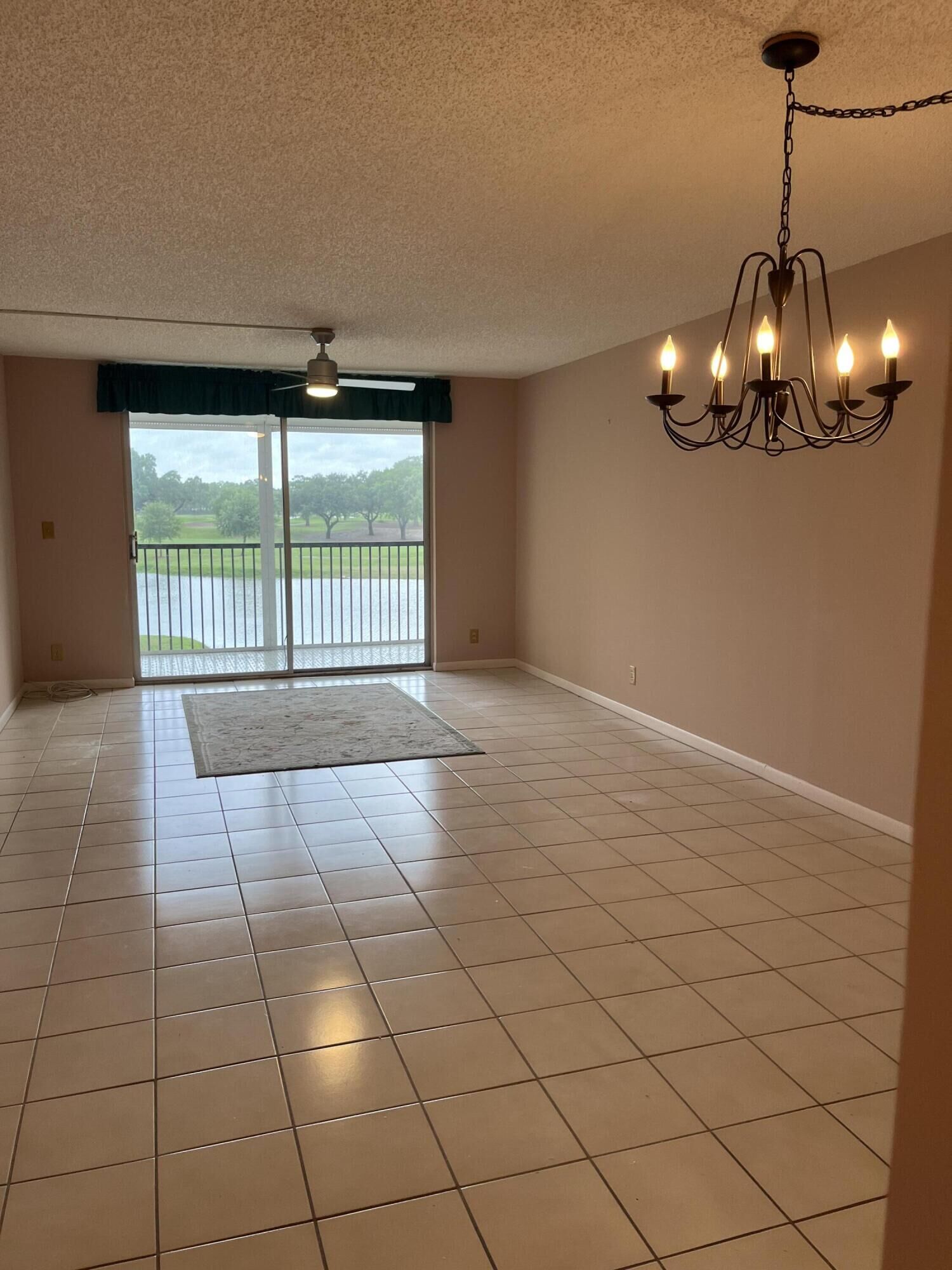 Property Photo: 3001 W Rolling Hills Circle 301 FL 33328