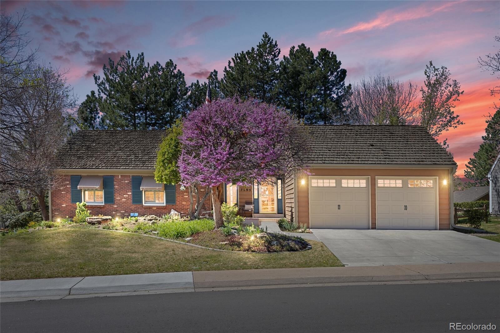 Property Photo: 7293 S Olive Way CO 80112