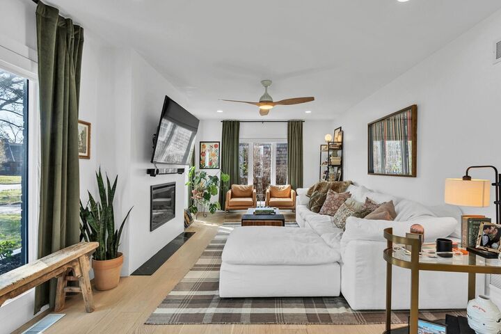 Property Photo:  449 N Battin  KS 67208 