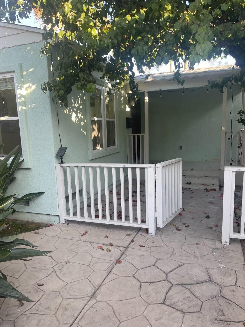 Property Photo: 1610 Upas Street 14 CA 92103