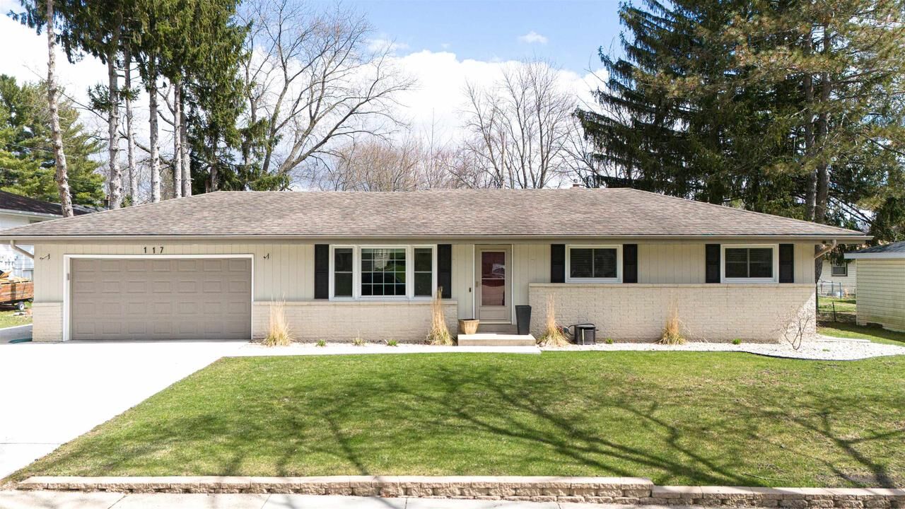 Property Photo:  117 South Pontiac Drive  WI 53545 