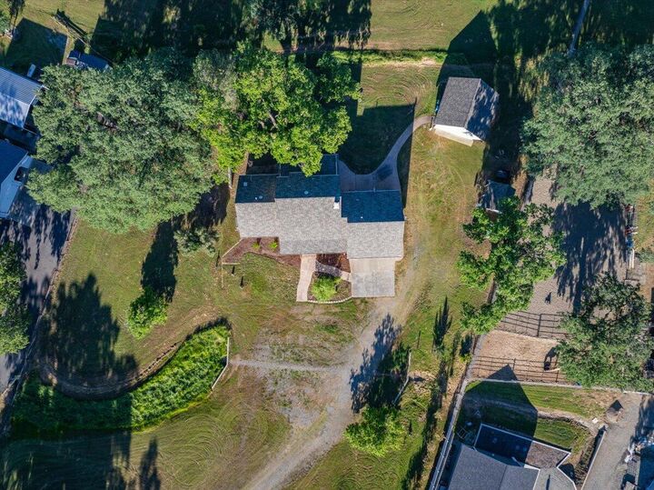 Property Photo:  2764 Majestic Oak Circle  CA 96022 