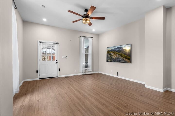 Property Photo:  325 E 14th Street  IN 47150 