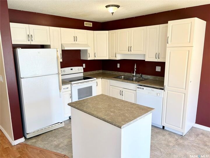Property Photo: 103 Banyan Crescent 38 SK S7V 1G3