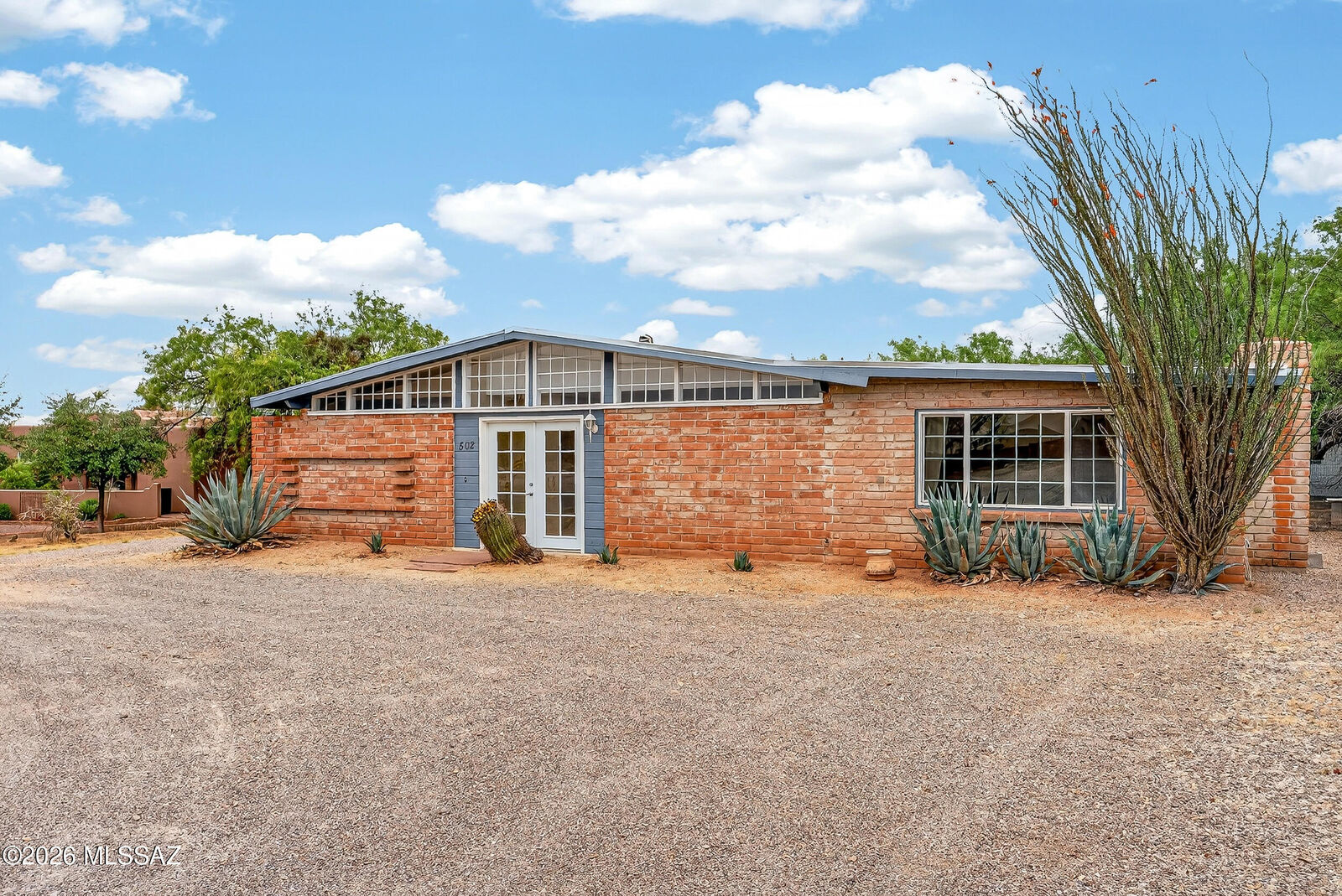 Property Photo: 502 W Hardy Road AZ 85704