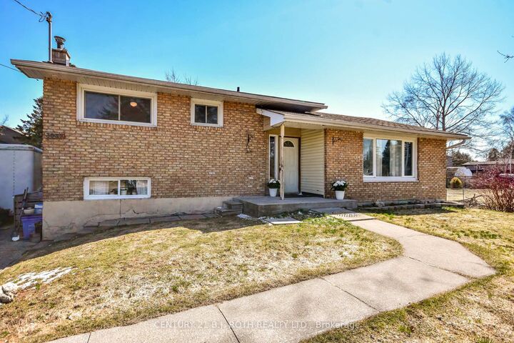 Property Photo:  3039 Poplar Road  ON L9S 2J9 