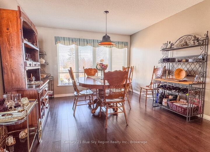 Property Photo:  441 William Street 101  ON P1A 1X6 