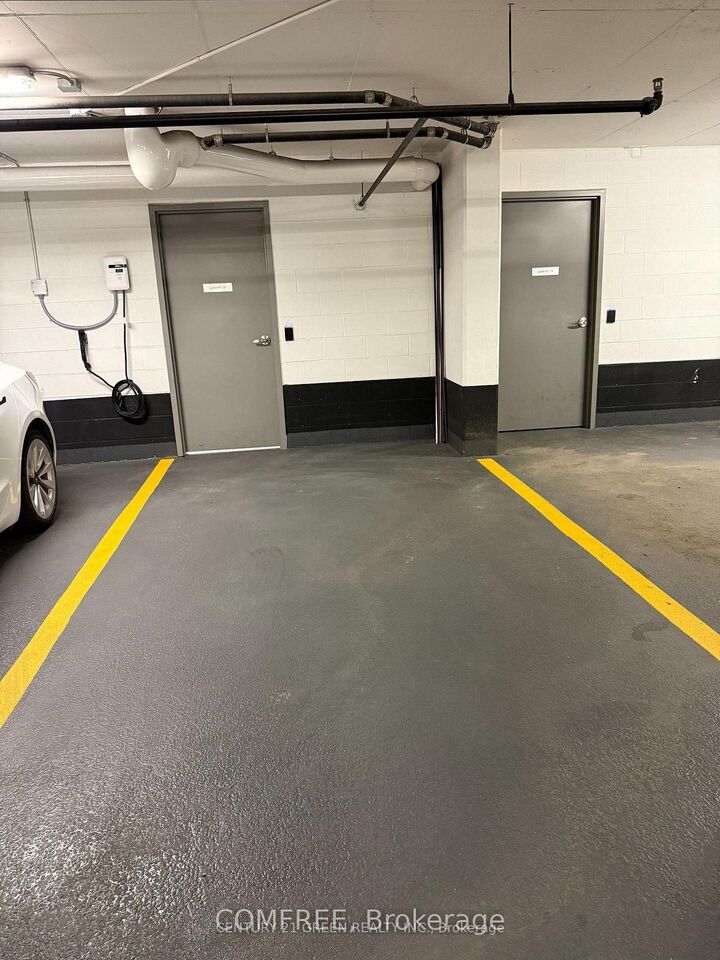 Photo de la propriété:  30 Ordnance Street P2 #188  ON M6K 0C9 